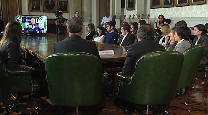 Replay: il ministro Carrozza a colloquio con Luca Parmitano