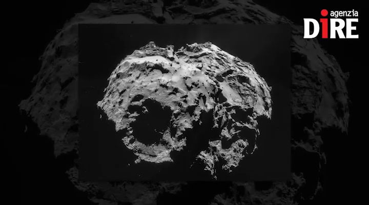 Le cavità della cometa 67/P viste da Rosetta