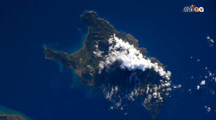 Cartoline dalla Cupola #8 by @AstroSamantha