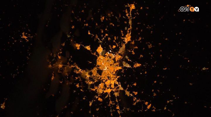 Cartoline dalla Cupola #14 by @AstroSamantha