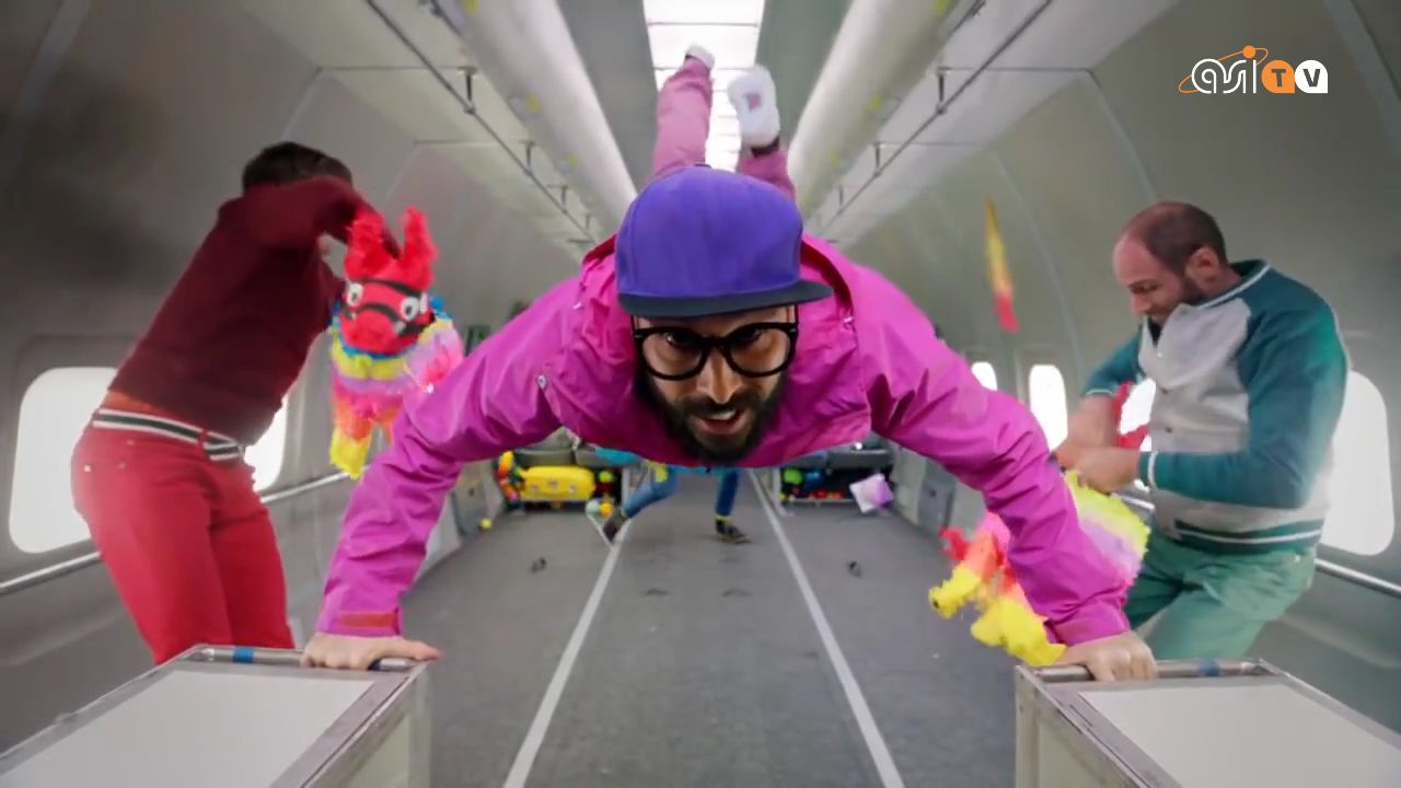 OK Go, rock a zero-G