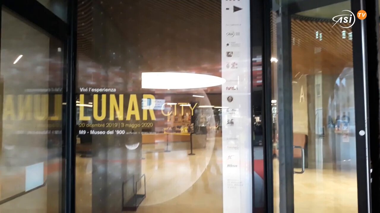 La mostra Lunar City esposta a Venezia