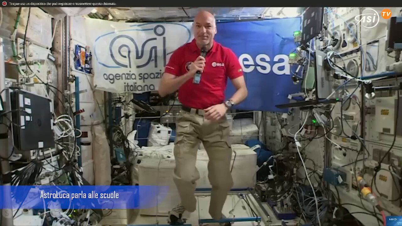 AstroLuca parla alle scuole