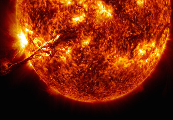 Palla di cristallo sul Sole
