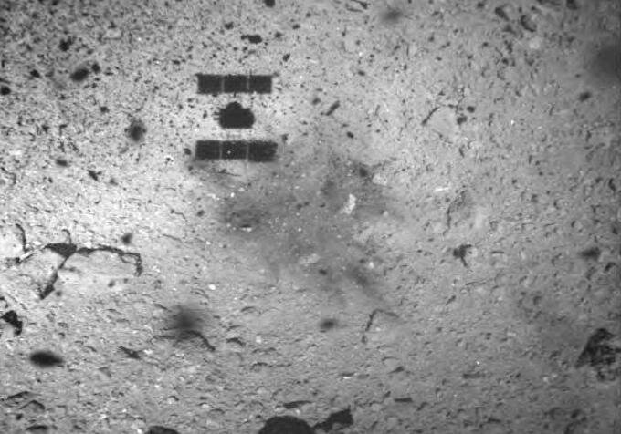 Hayabusa2, i segni del touchdown