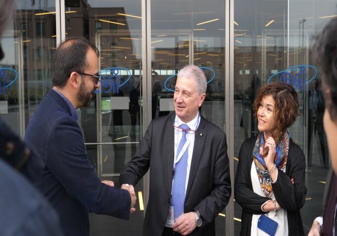 Fioramonti in visita alla sede dell'ASI