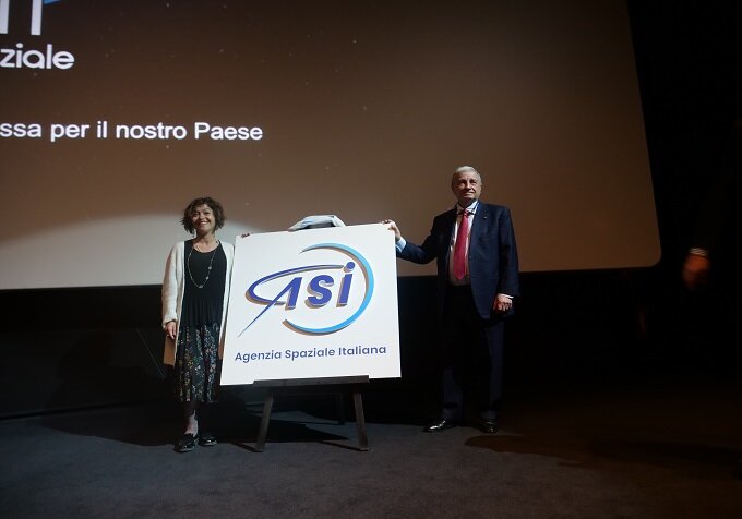 L'Asi si veste di nuovo