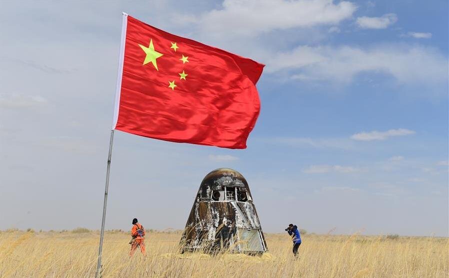 Cina, la capsula torna sulla Terra