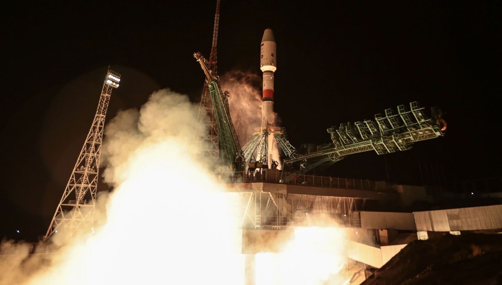 Lanciato con successo Prichal, il nuovo modulo russo della Iss