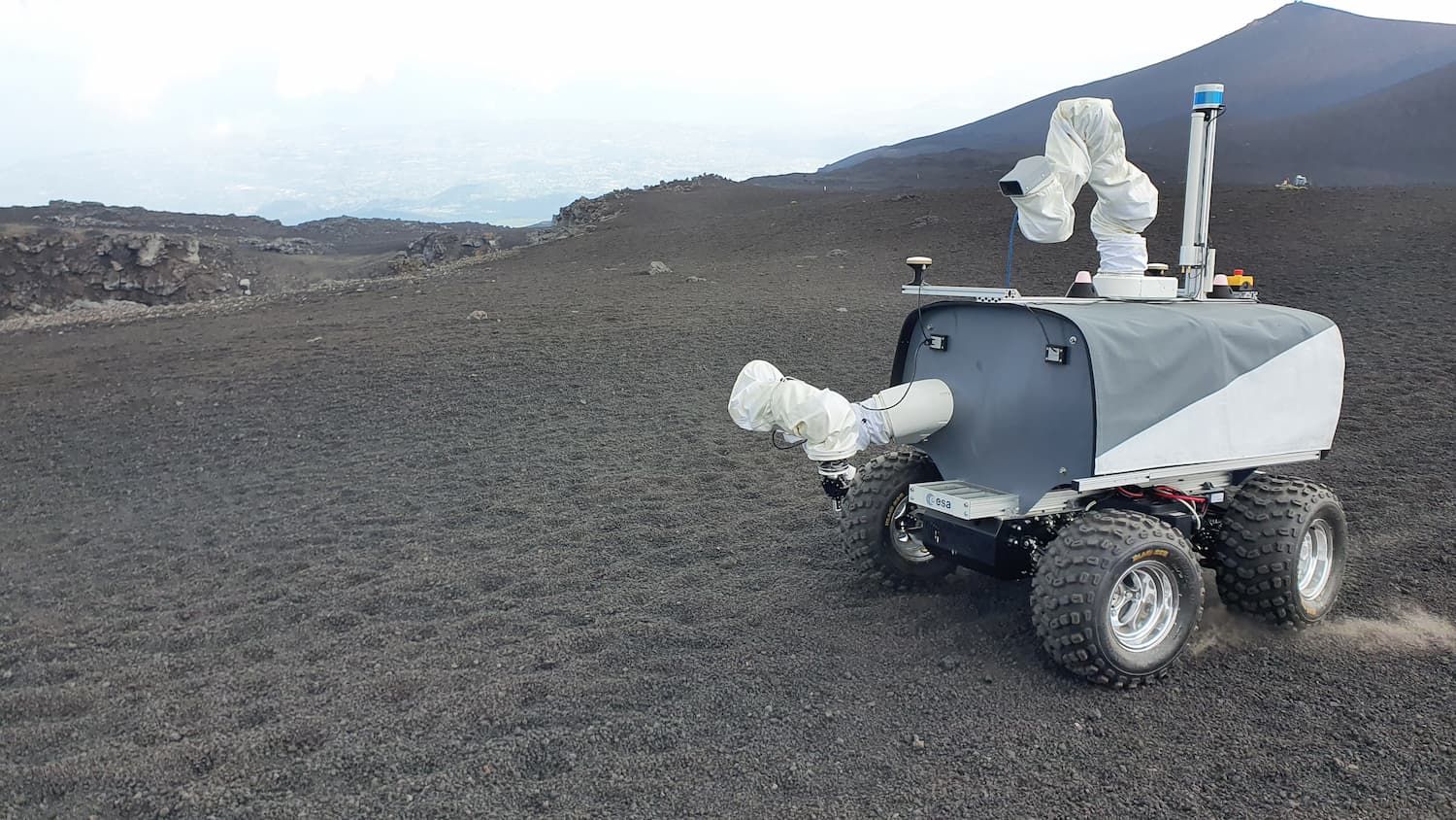 Etna, prove tecniche per il rover lunare