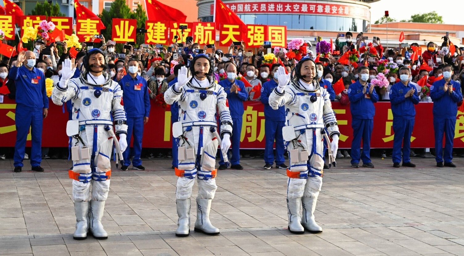 Tiangong, successo per il lancio del terzo equipaggio