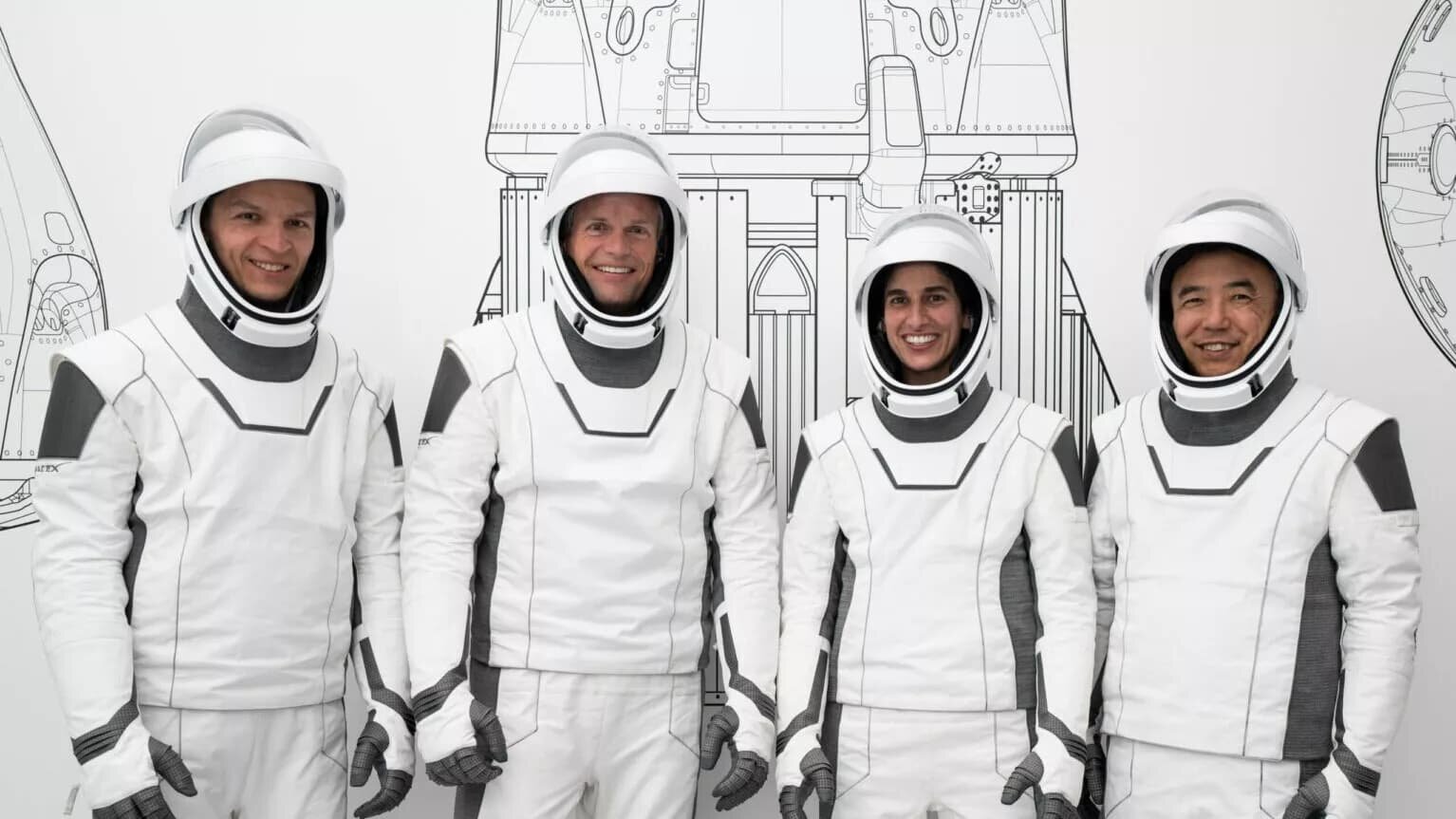 Primo pilota europeo per la Crew-7