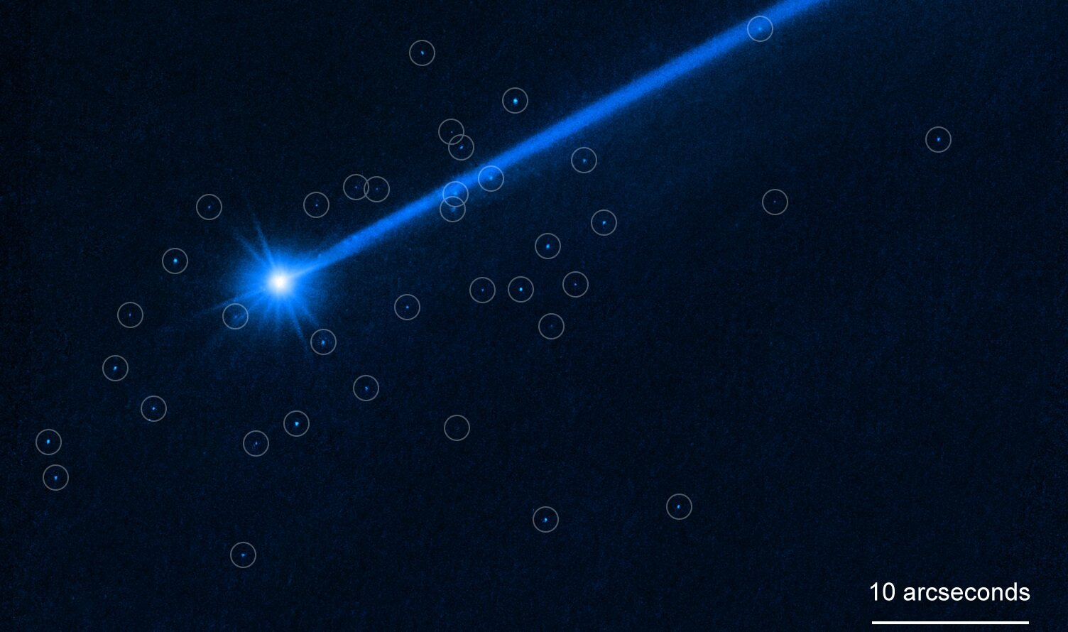 Hubble fotografa rocce volate via dopo l’impatto di Dart