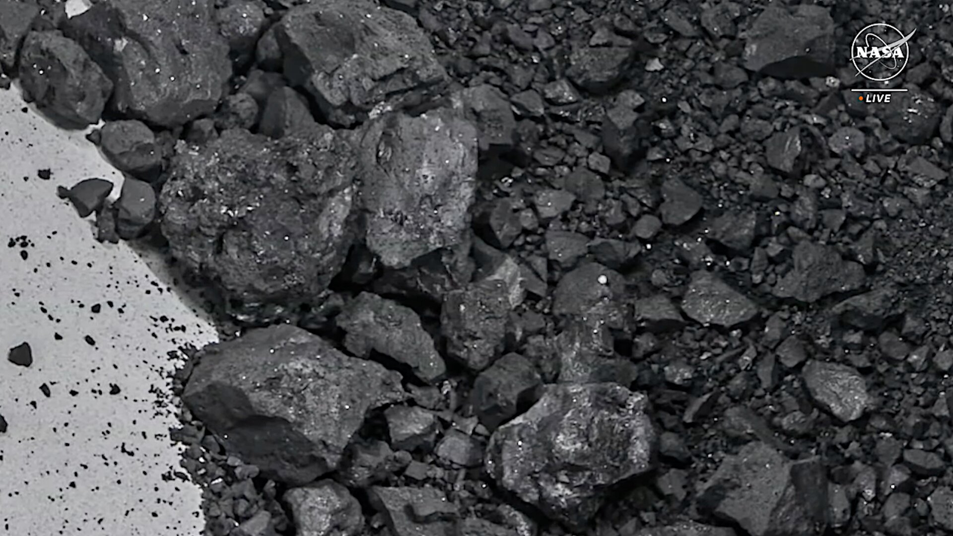 Le rocce di Bennu stanno già svelando il nostro passato