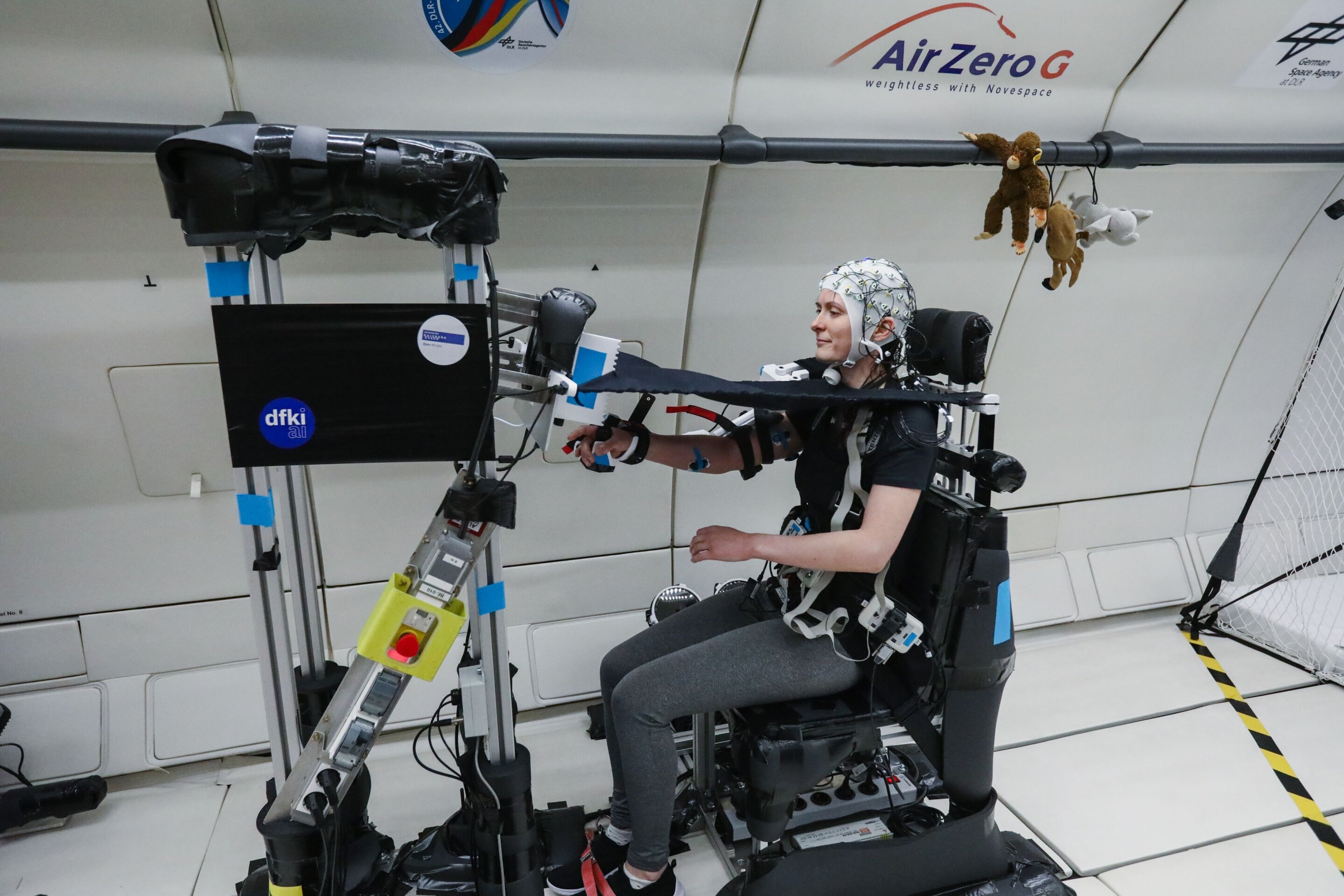 Microgravità simulata, nuovo metodo con esoscheletro robotico