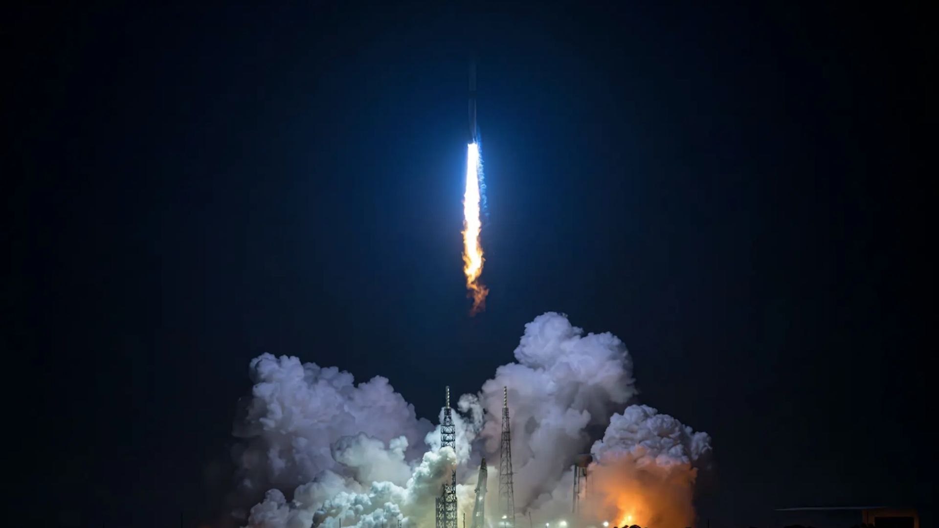 New Glenn, decolla il razzo riutilizzabile di Blue Origin