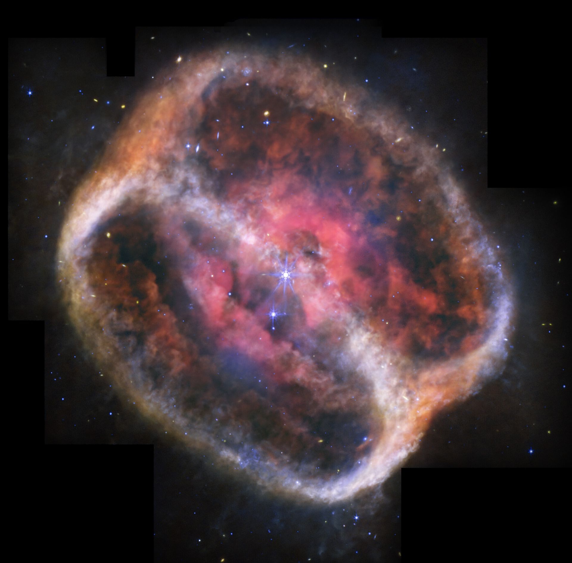 Webb svela nuovi dettagli di una nebulosa planetaria