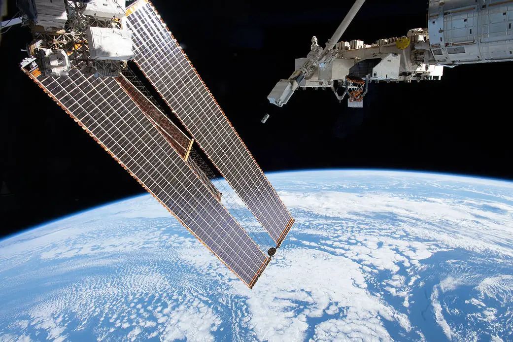 Osservare le tempeste dalla Stazione Spaziale Internazionale