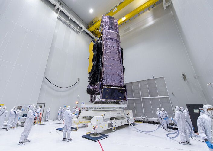 Clean room, la tecnologia che controlla l'invisibile
